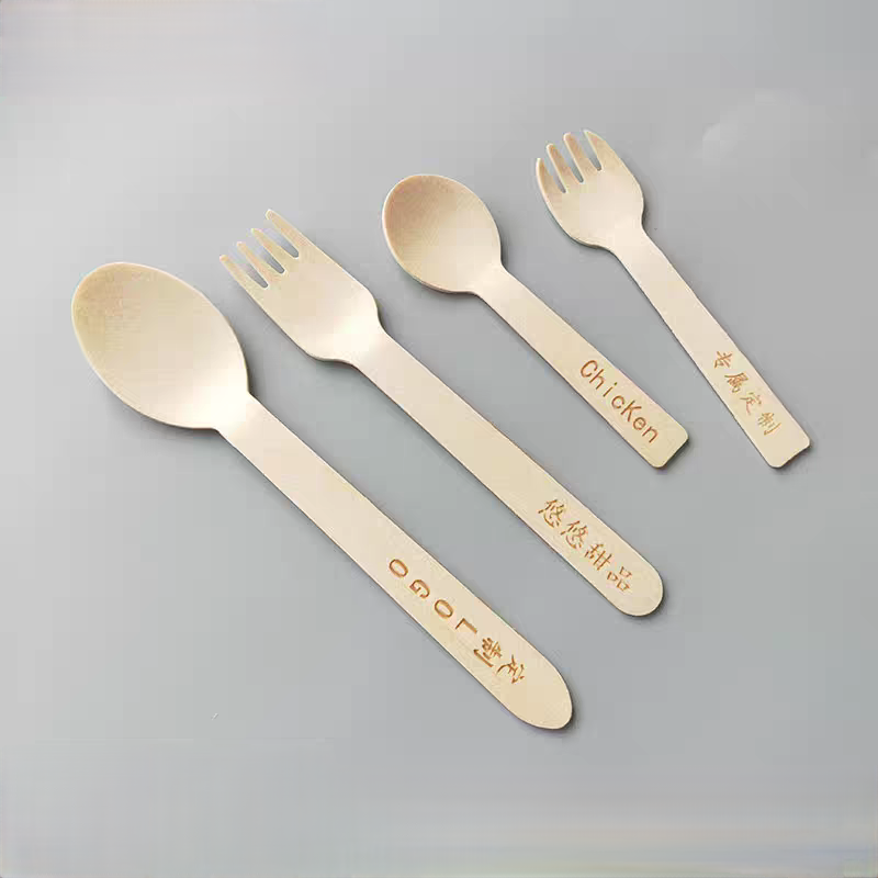 printed logo on handles of wooden cutlery1